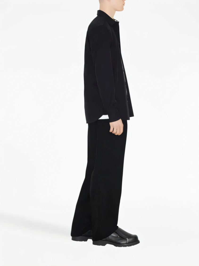 Long-Sleeved Shirt with Distinctive Check Interior