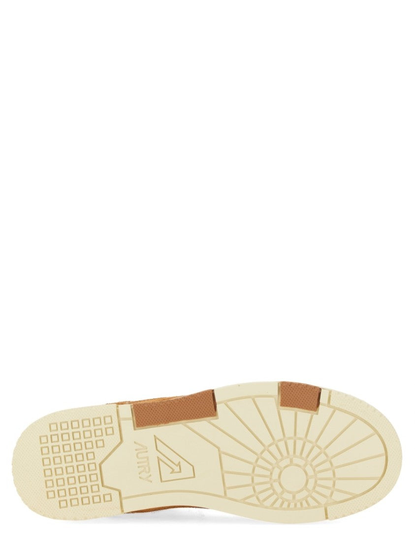 "Clc" Sneaker