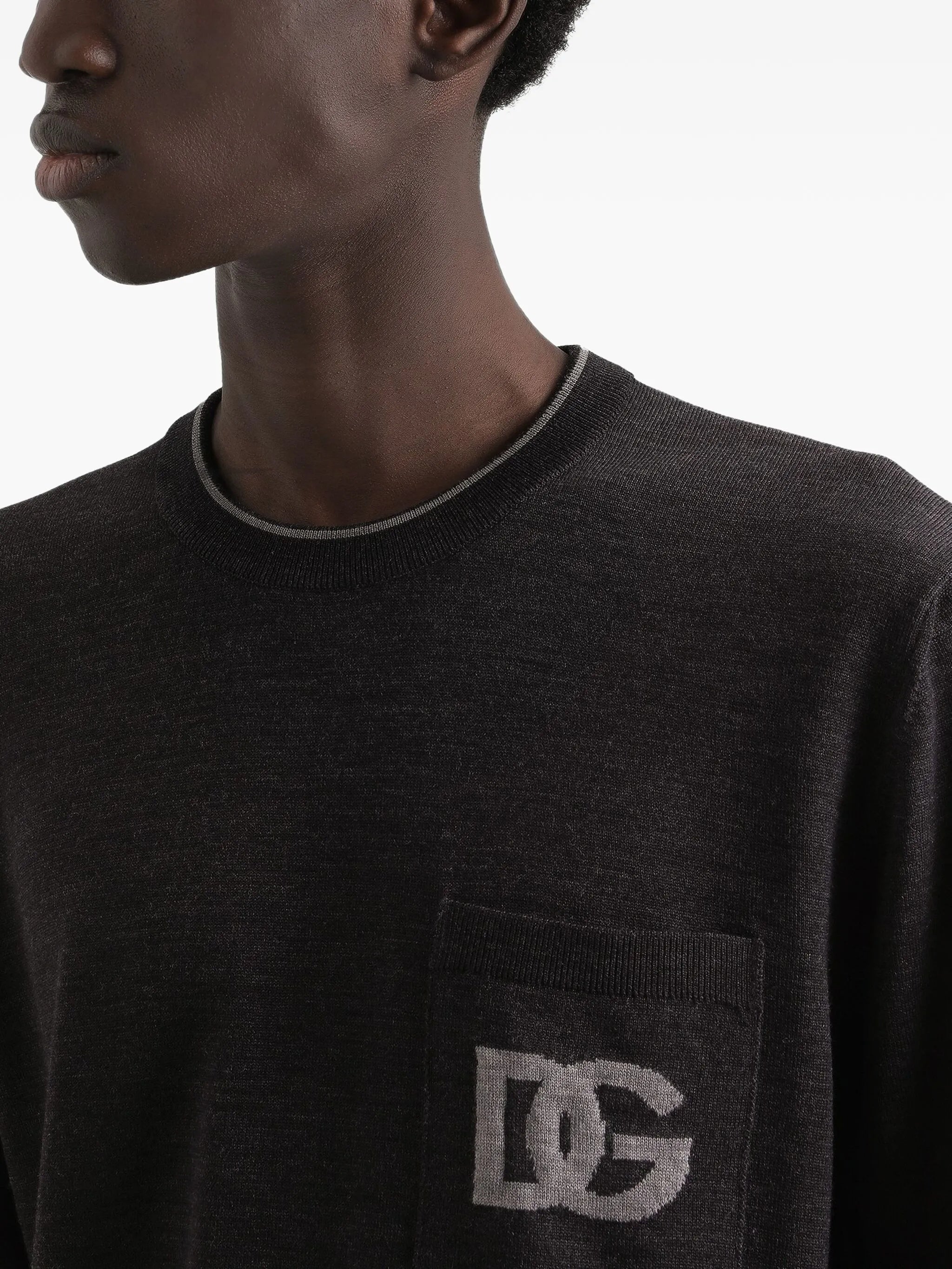 Black Fine-Knit Wool Crew Neck Sweater