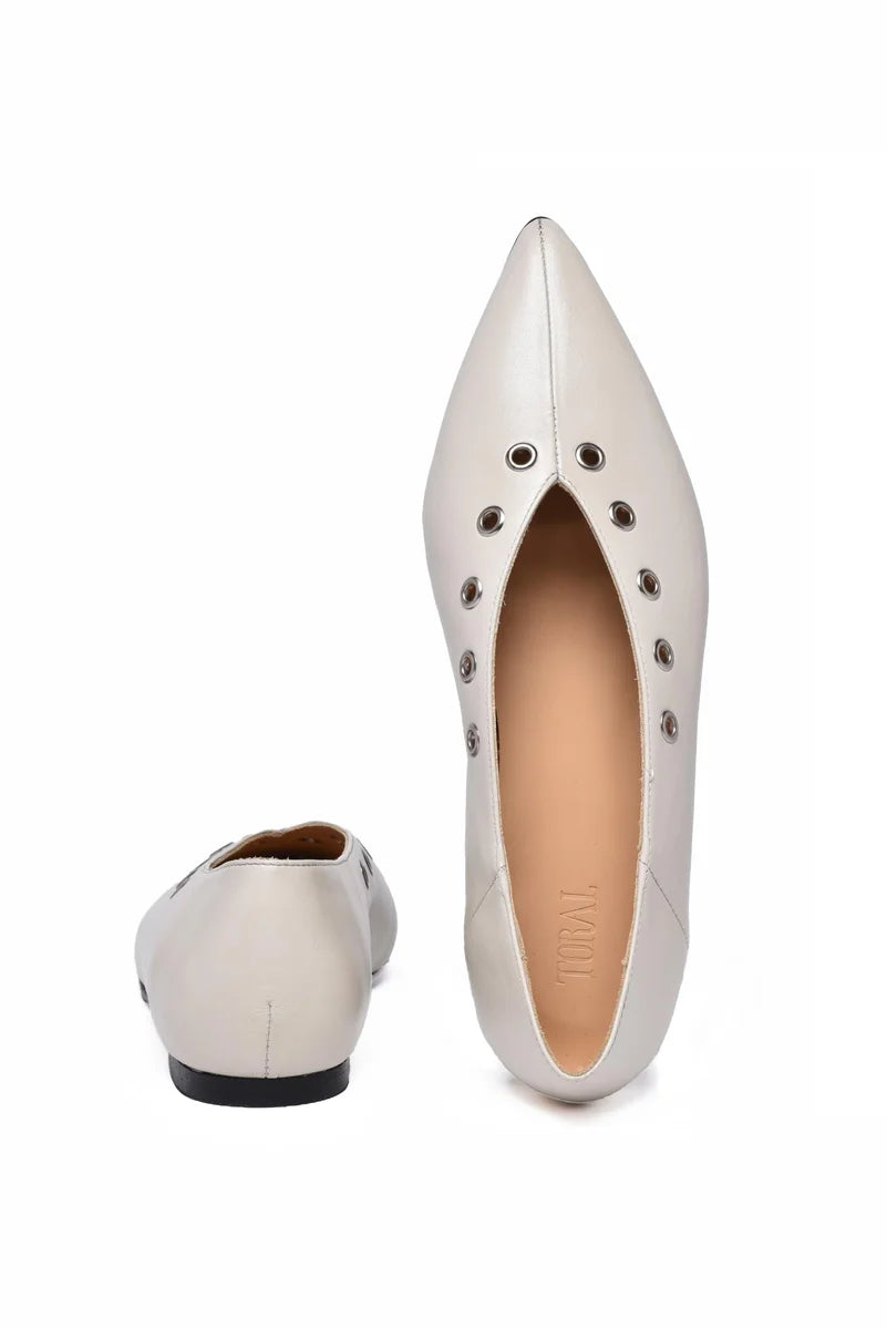 Suede Pointed Ballerinas - White