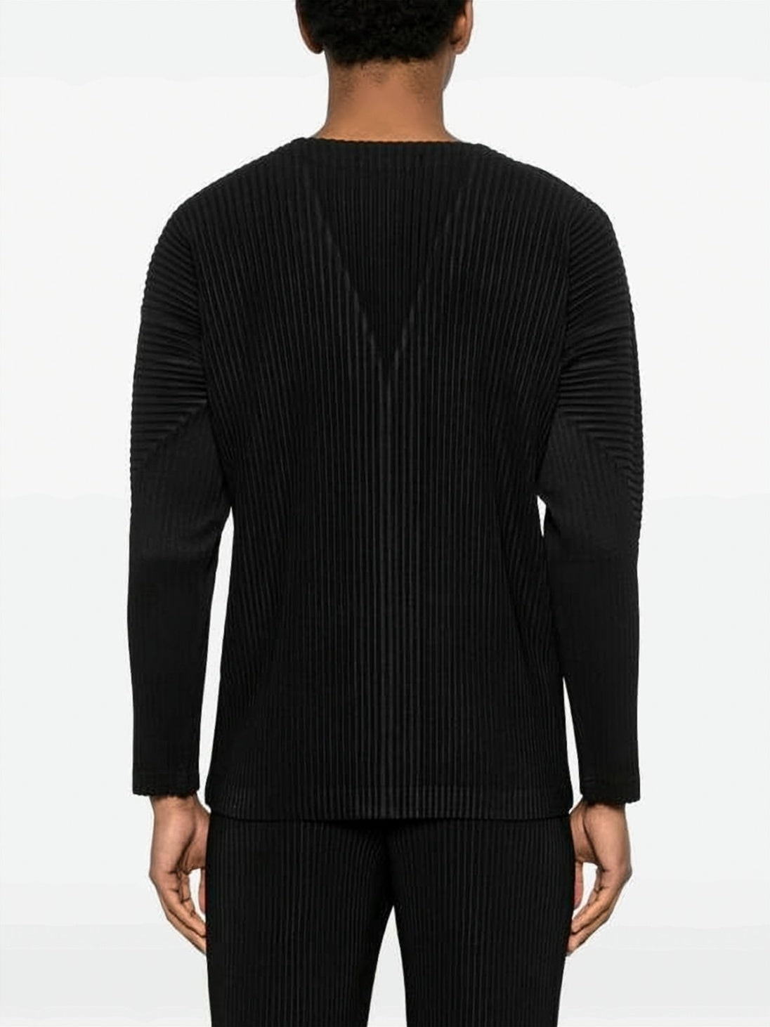 Textured Pleated Cardigan with Deep V-Neckline
