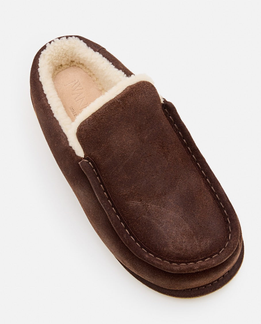 Brown Suede Mules With Cozy Fur Interior And Embossed Seams