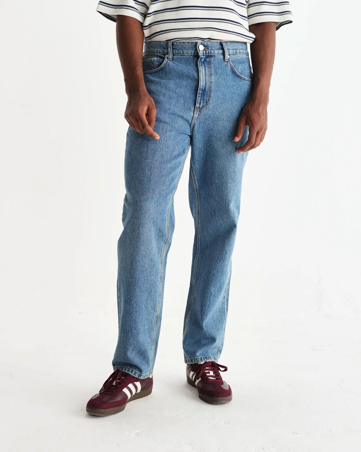 Russel Straight Fit Jeans in Vintage Denim