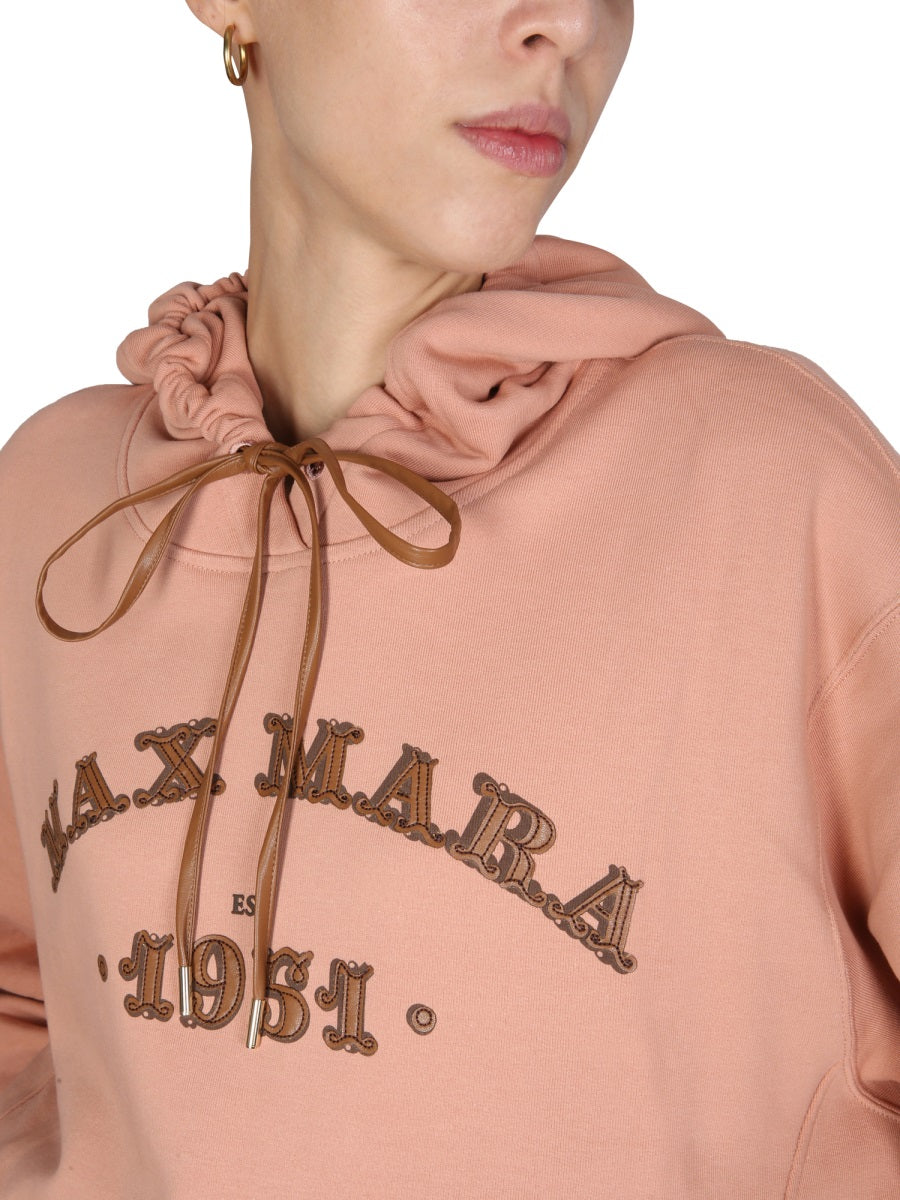 "Adito" Sweatshirt