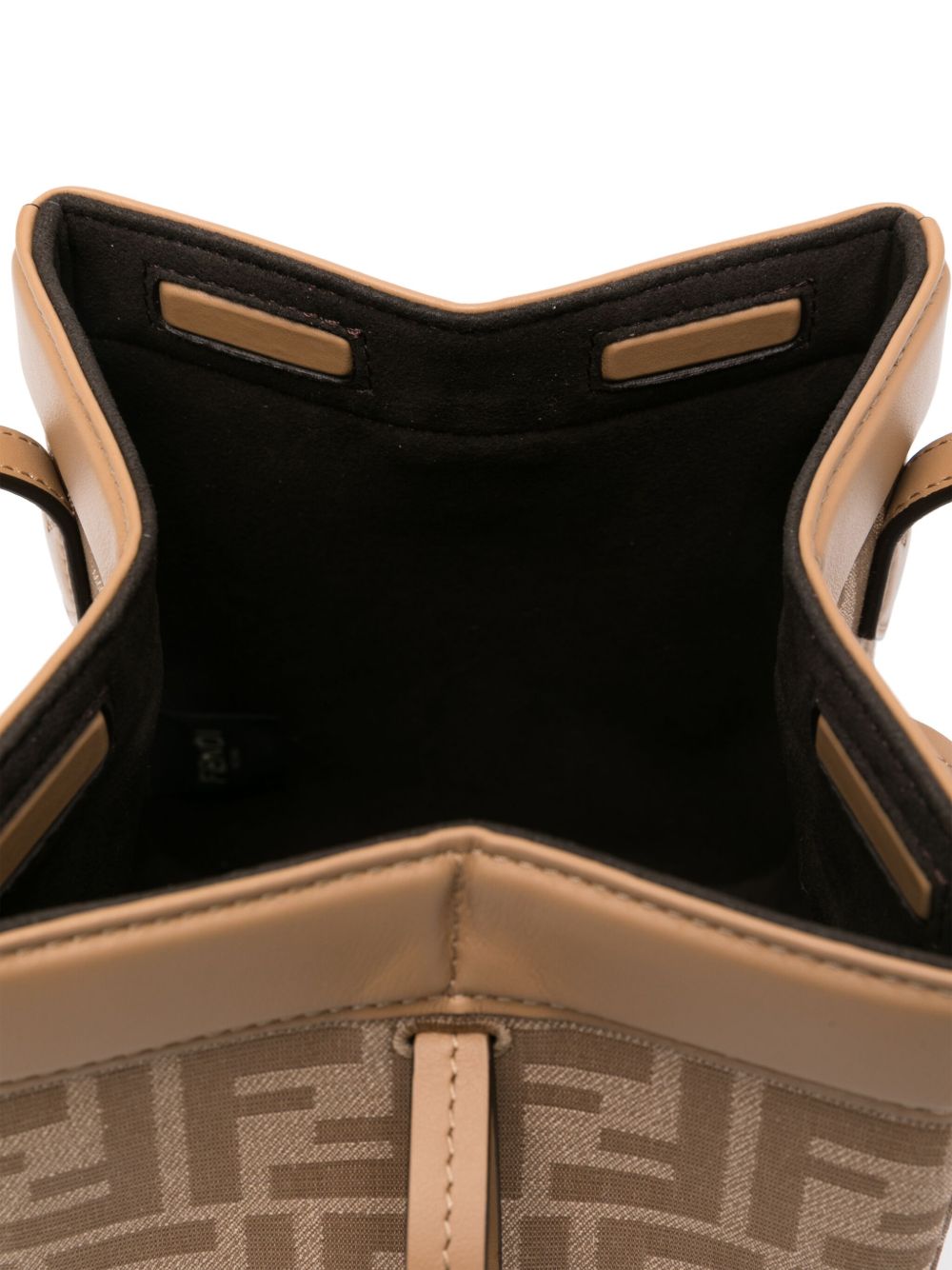 Structured Bag with Clean Lines and Spacious Interior