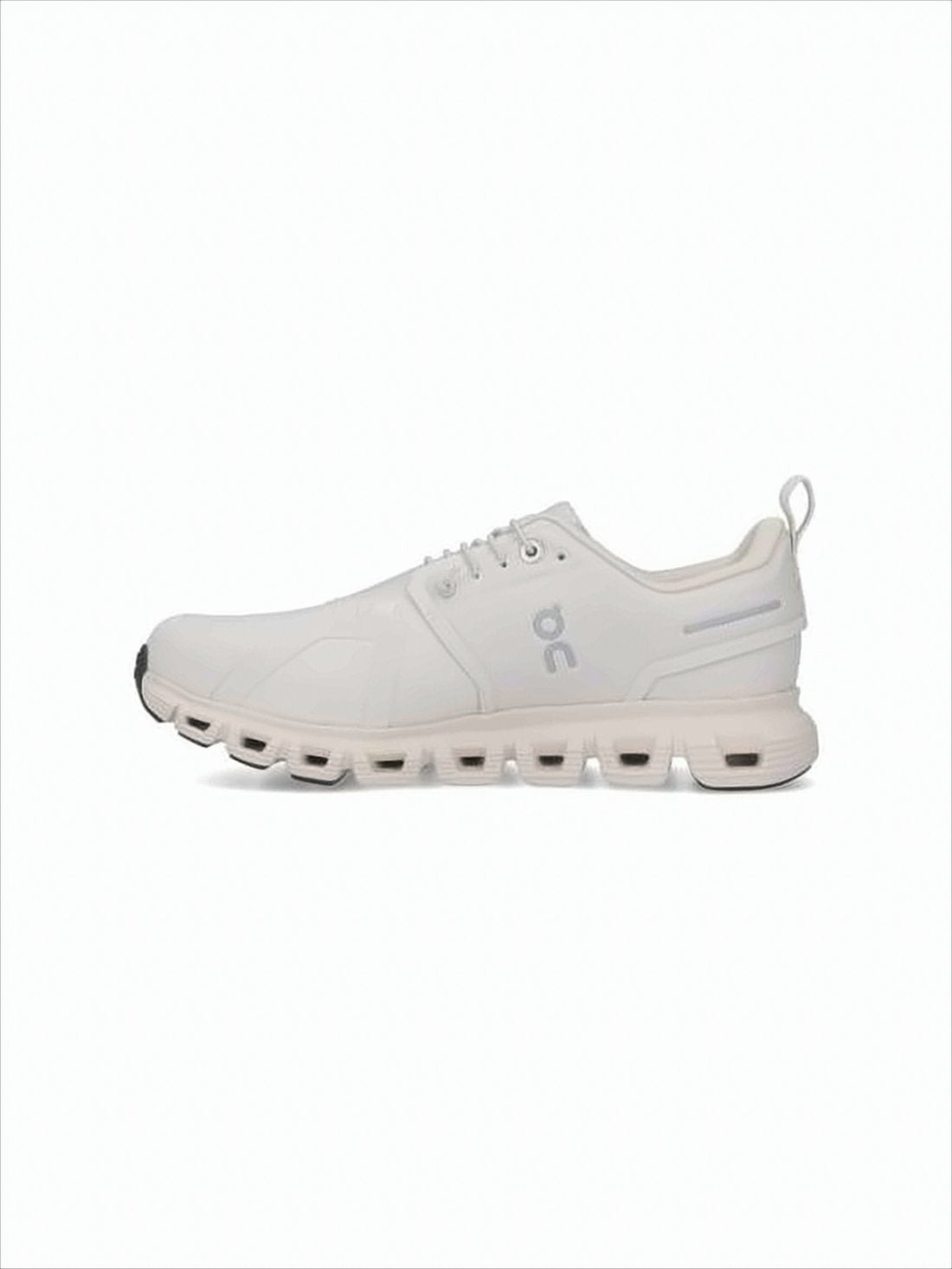 Minimalist White Sneakers with Enhanced Cushioning