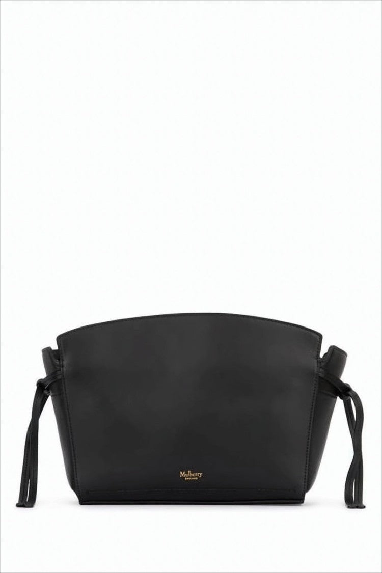 Minimalist Shoulder Bag in Smooth Calf Leather