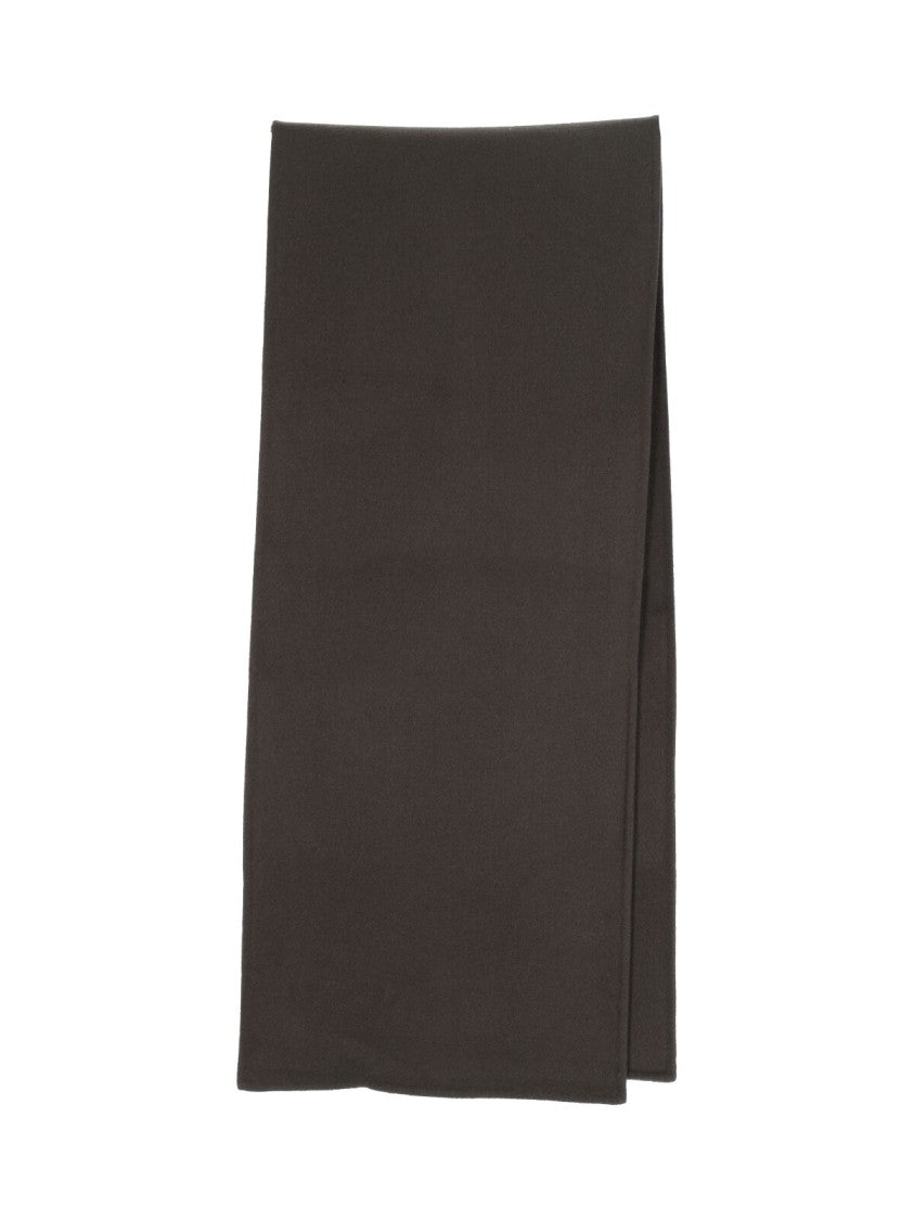 Classic Brown Scarf With Soft Texture