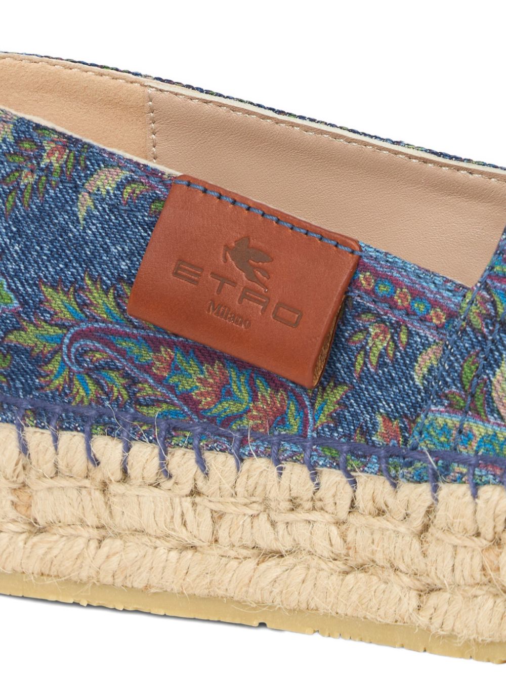 Slip-On Espadrilles With Floral Paisley Design