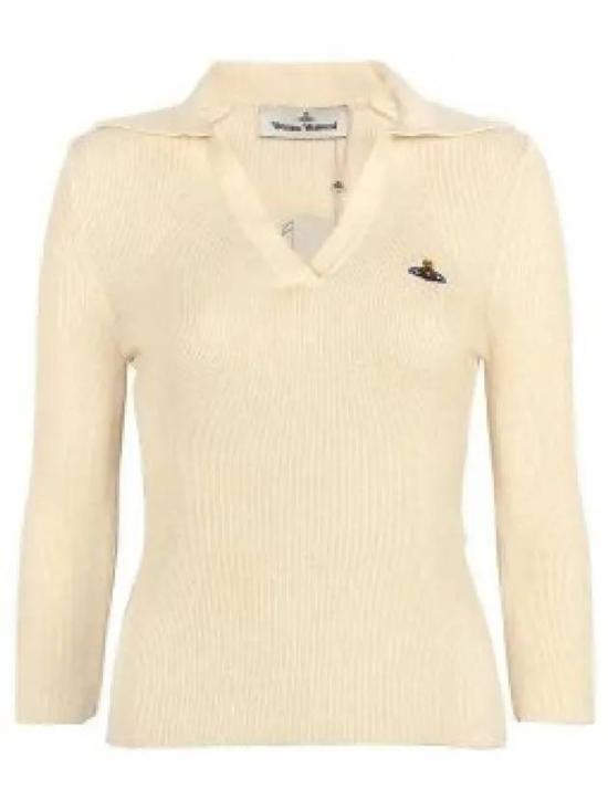 Ribbed Knit Sweater with V-Neckline and Emblem