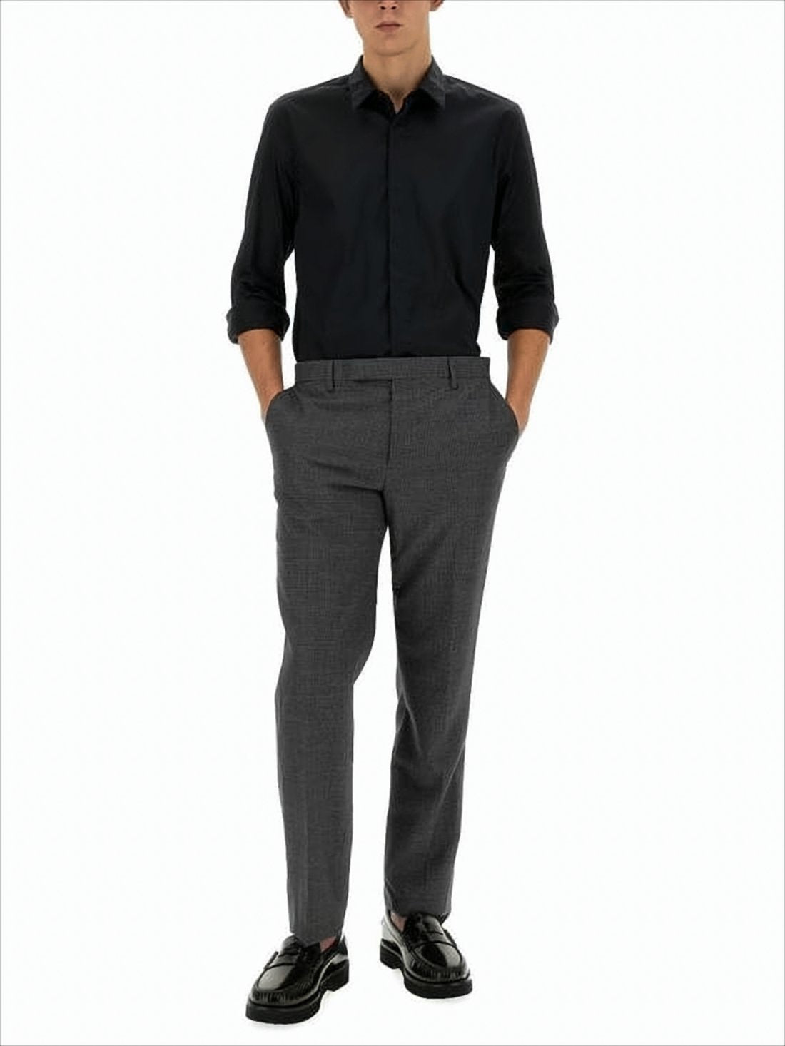 Long-Sleeve Black Cotton Shirt With Classic Collar And Tailored Fit
