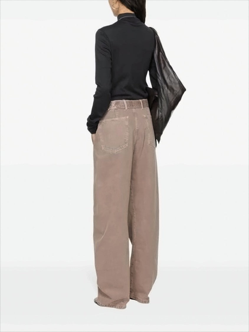 Fitted Turtleneck Top With High Neckline And Smooth Fabric