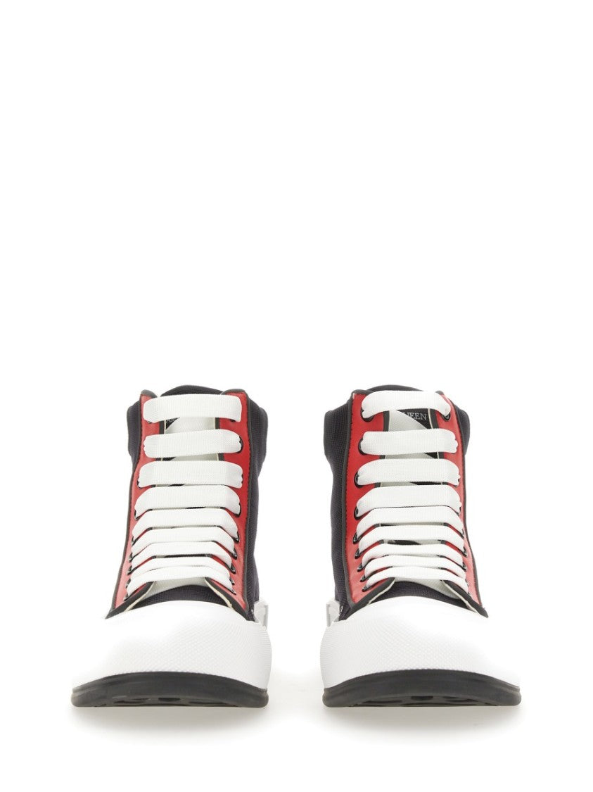 Sneaker With Logo