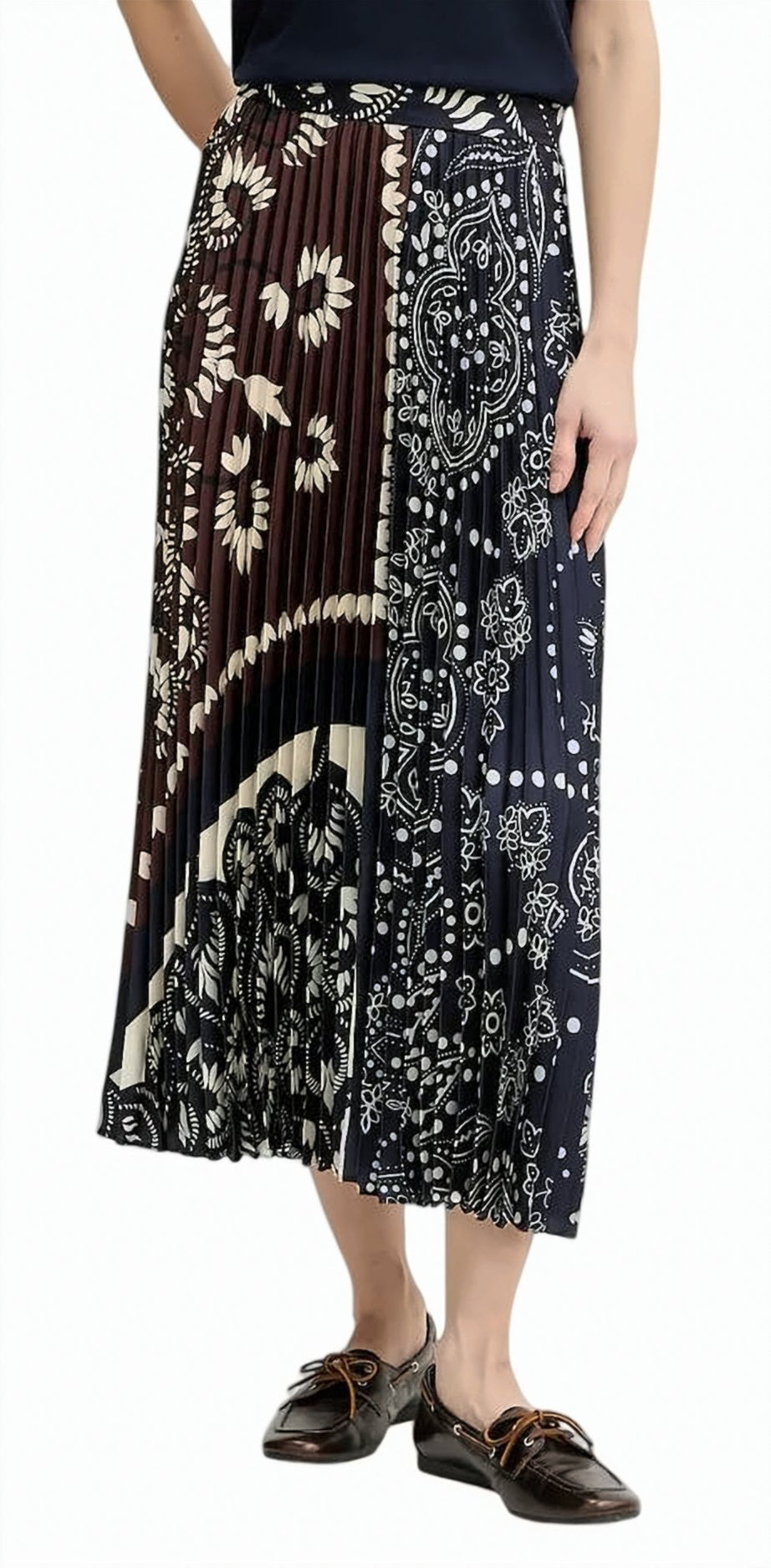 Patchwork Midi-Length Pleated Skirt