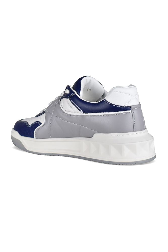 One Stud Sneakers