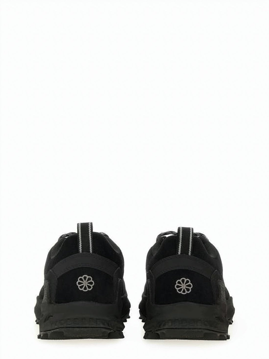 Low-Profile Leather Upper Shoes With Rugged Rubber Sole