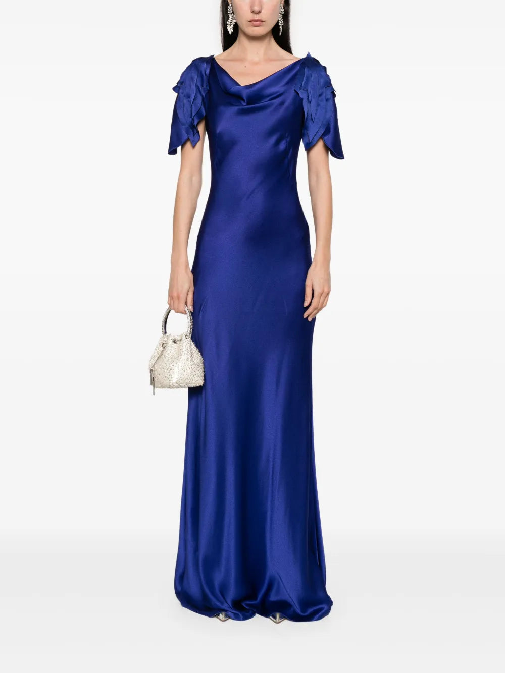 Flowing Silhouette Dress with Refined Design