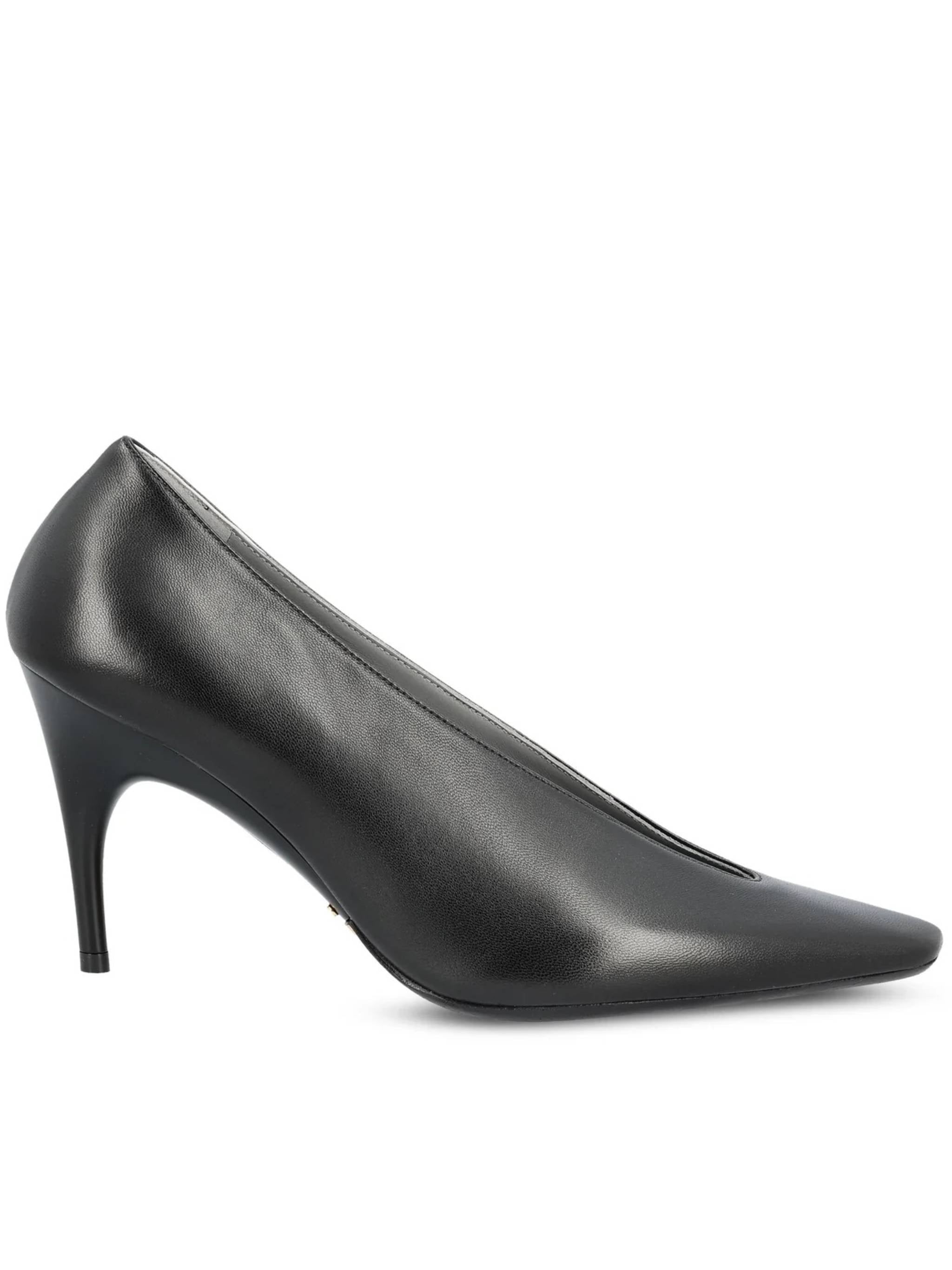 Black Duchesse Pointed-Toe Pump