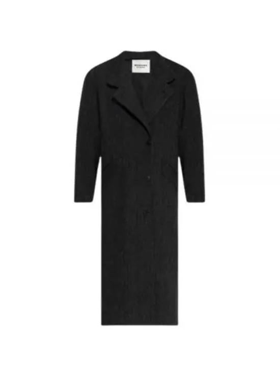 Tailored Black Wool Coat with Classic Lapel Collar