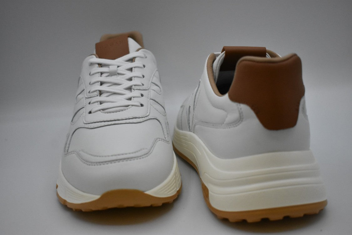 Sneakers With Design And Superior Comfort