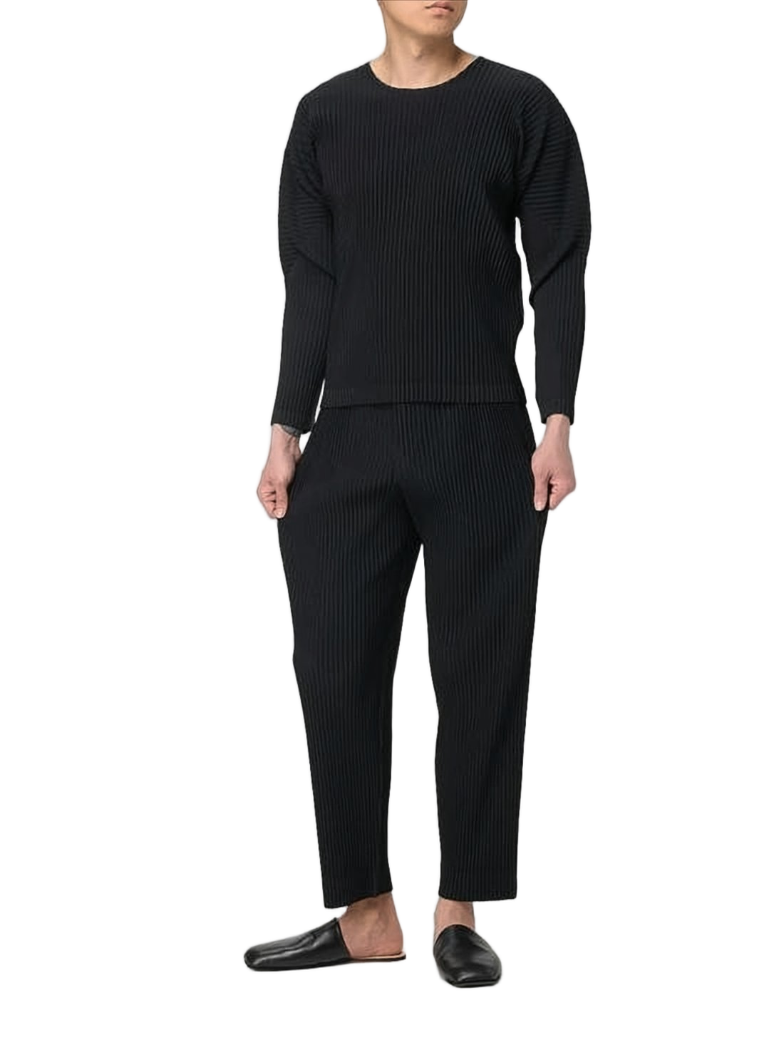 Pleated Long-Sleeve T-Shirt with Modern Aesthetic