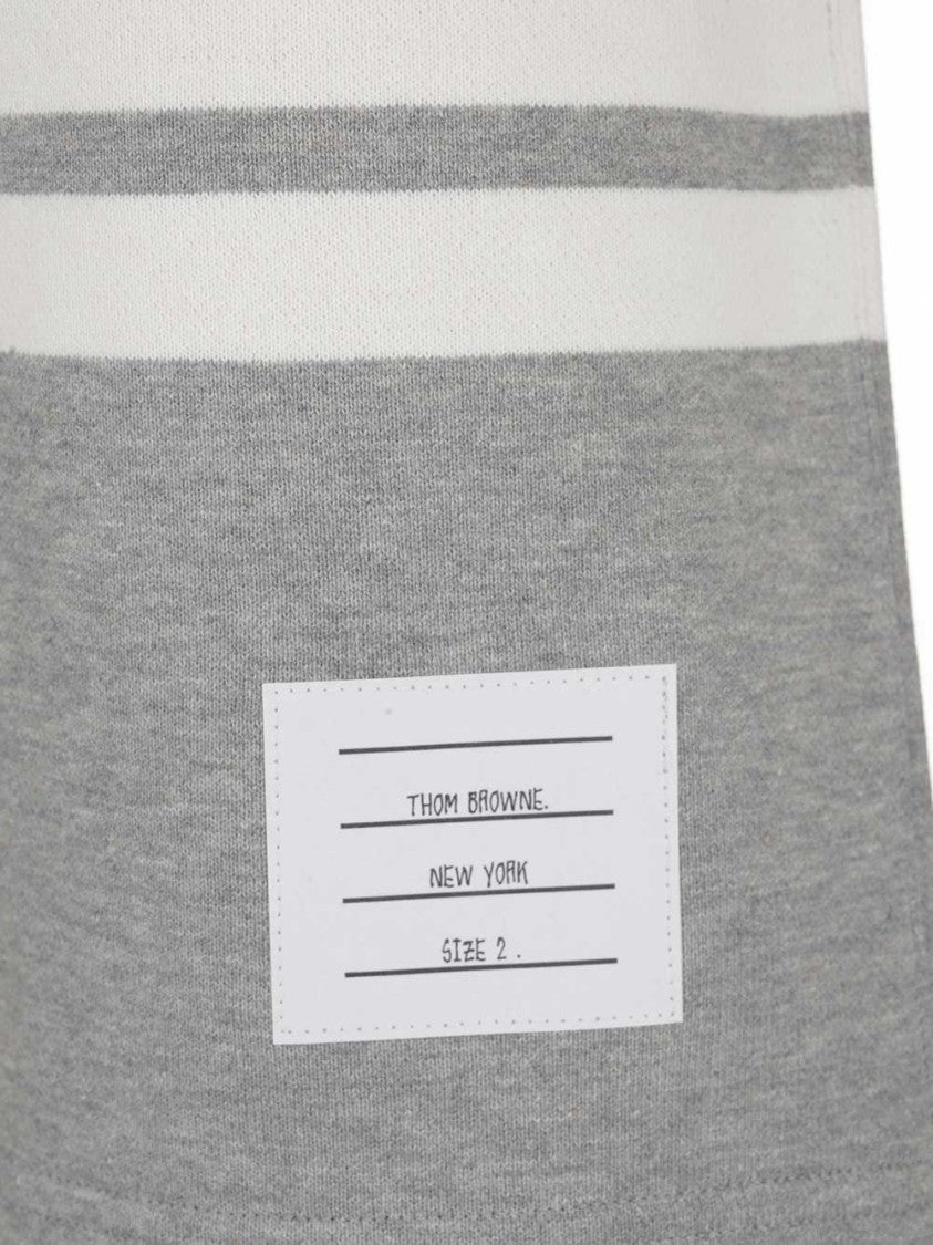 Tailored Grey Cotton Shorts With Practical Pockets