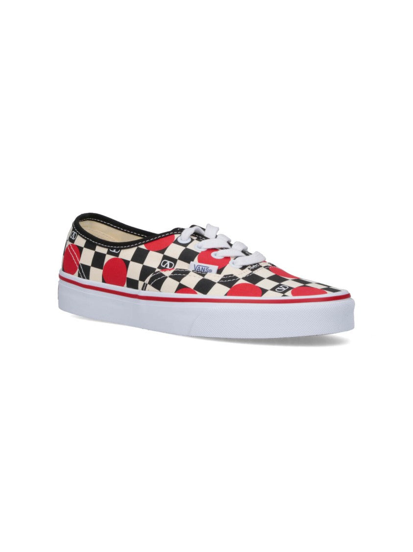 Low-Top Sneakers With Checkerboard Design