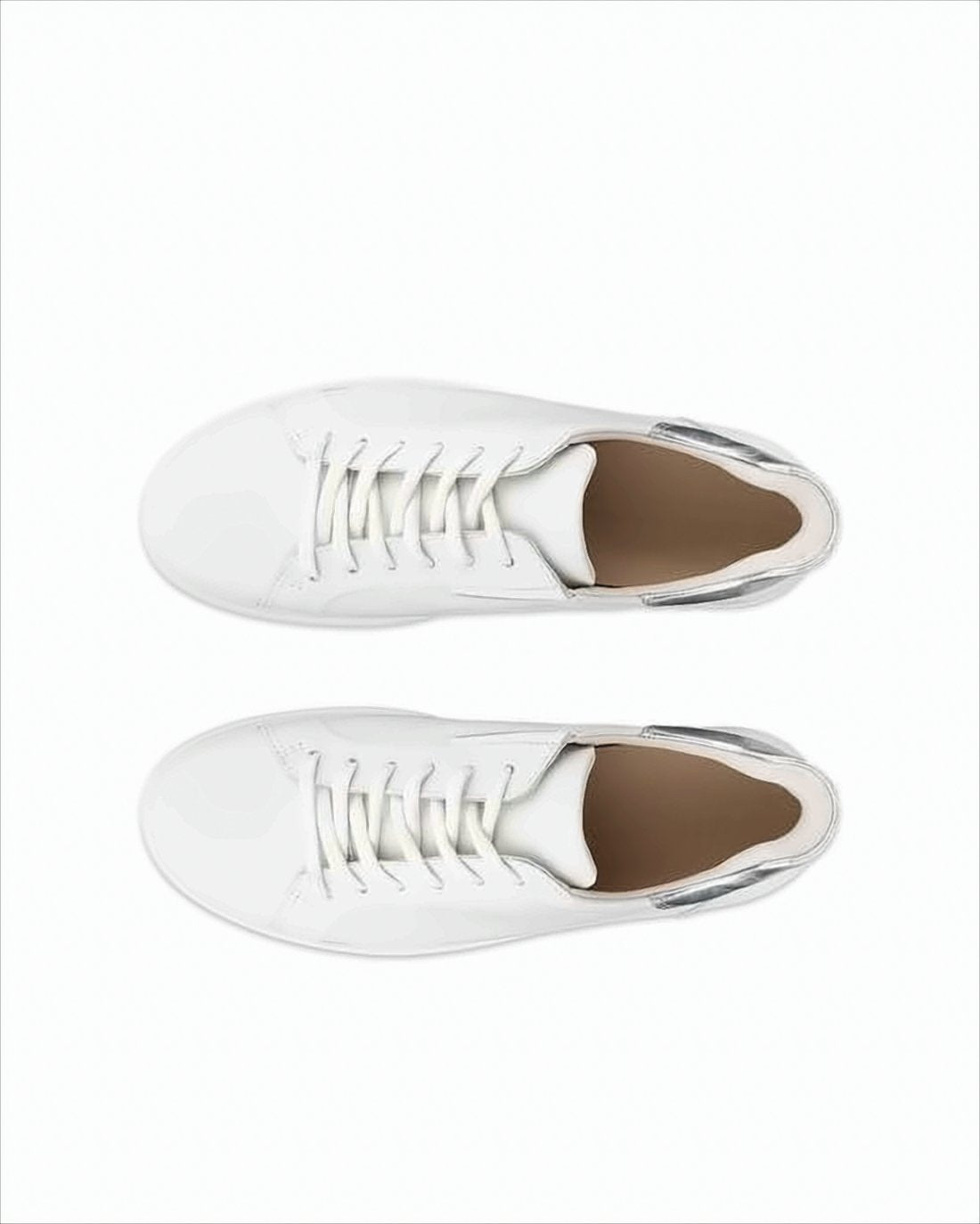 Minimalist White Low-Top Sneakers with Metallic Accent