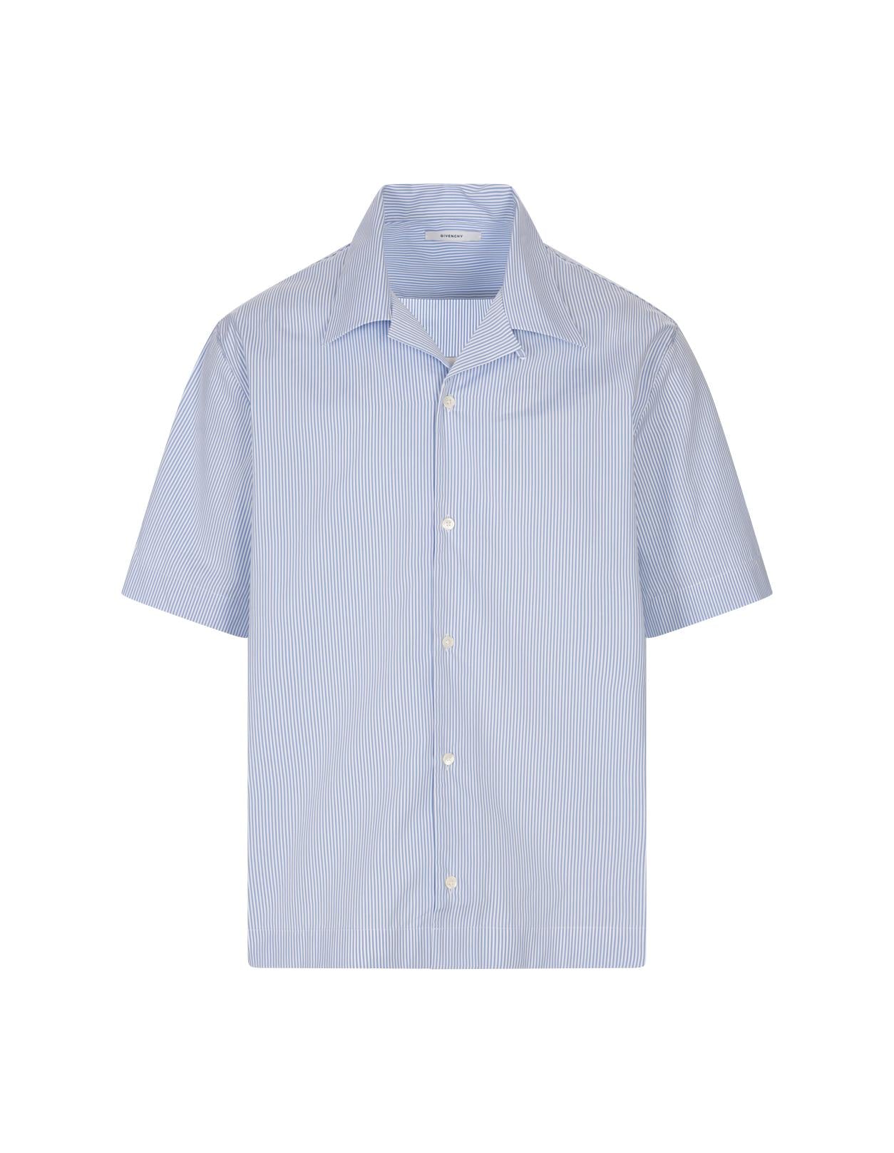 Button-Down Casual Shirt With Vertical Stripe Pattern