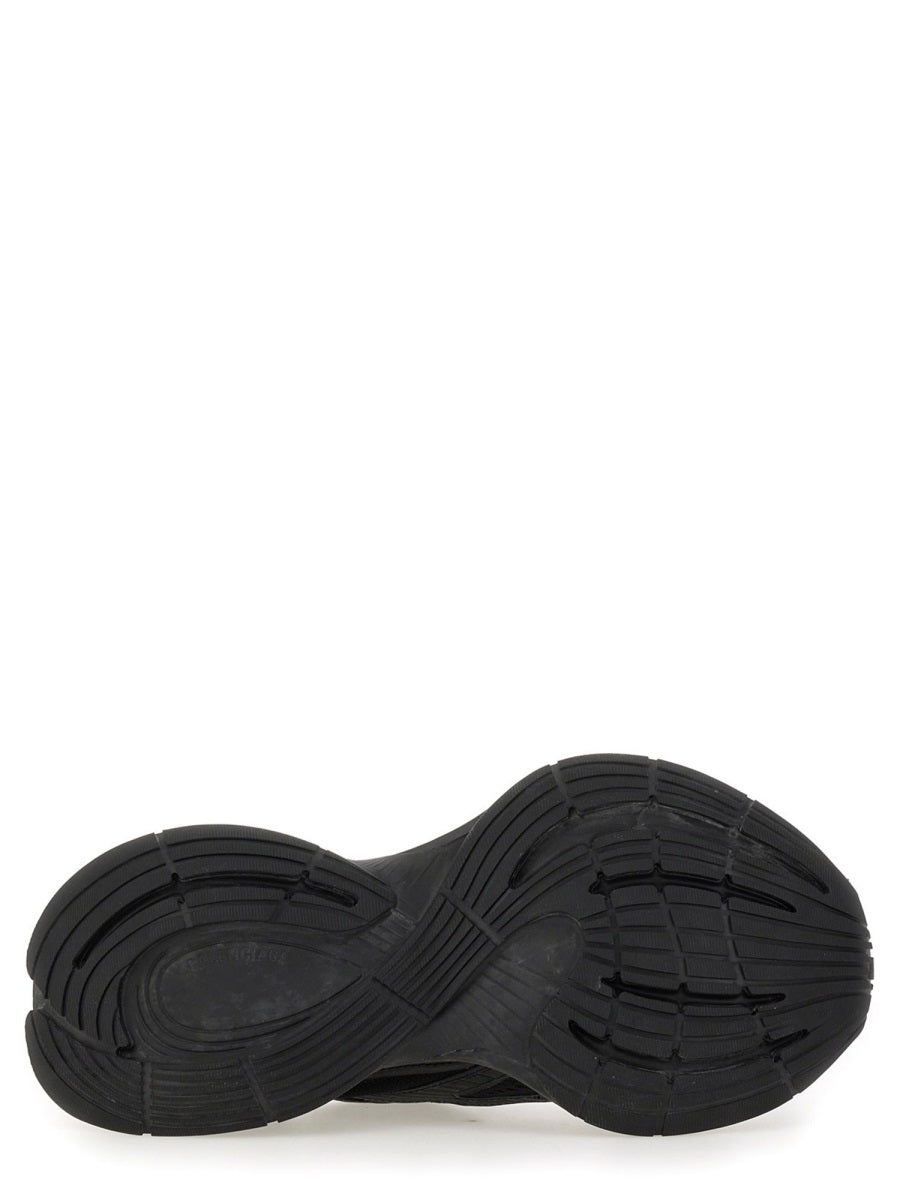 "Circuit" Sneaker