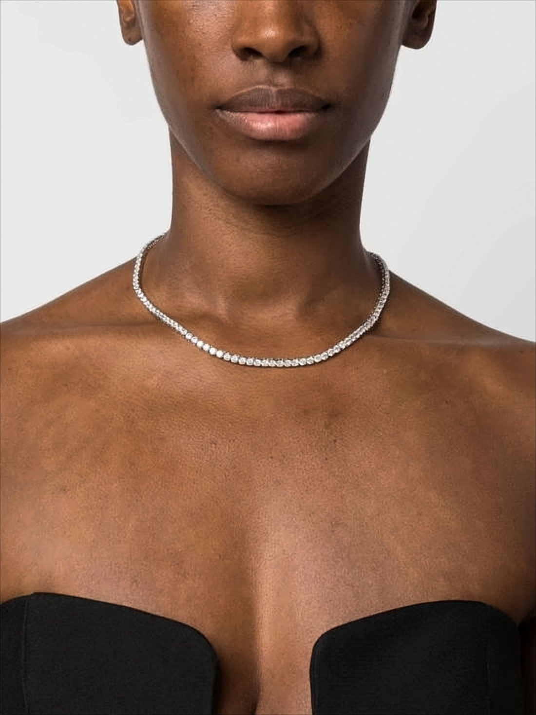Sparkling Silver Necklace with Refined Crystal Design