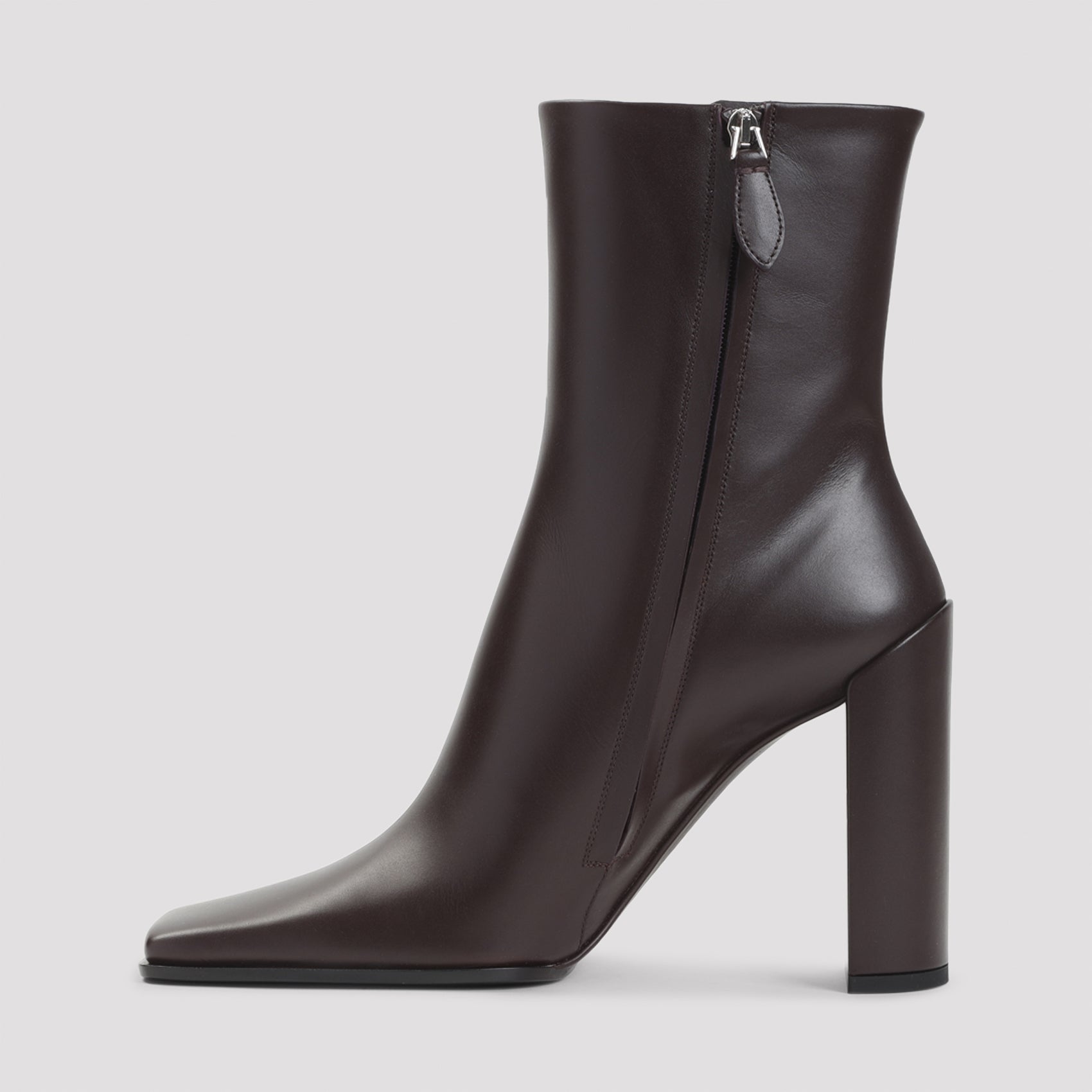 Ankle Boots in Lamb Leather