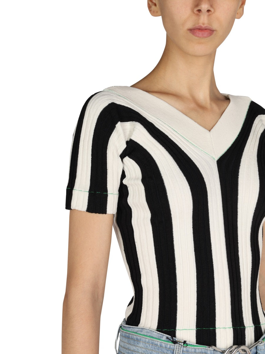 V-Neck Striped Pattern Top with Modern Aesthetic