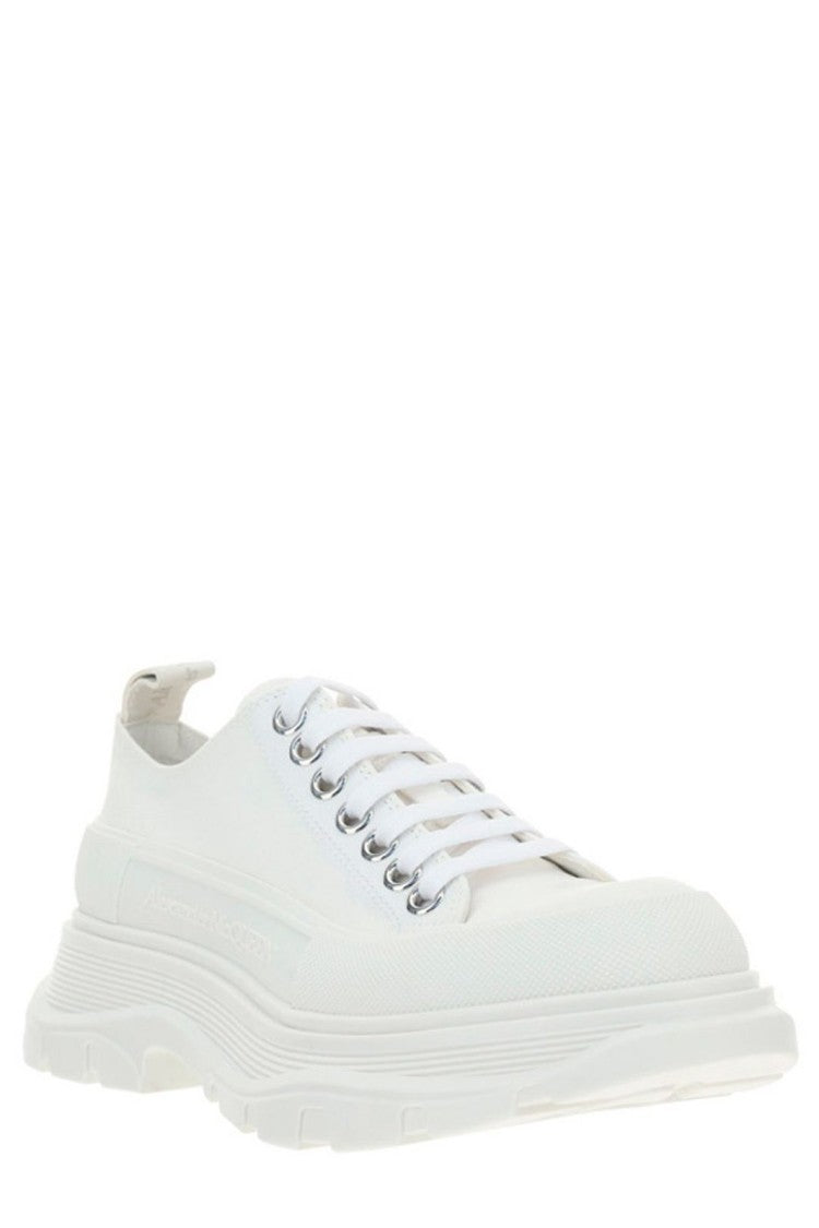 Chunky Sole Sneakers With Aesthetic
