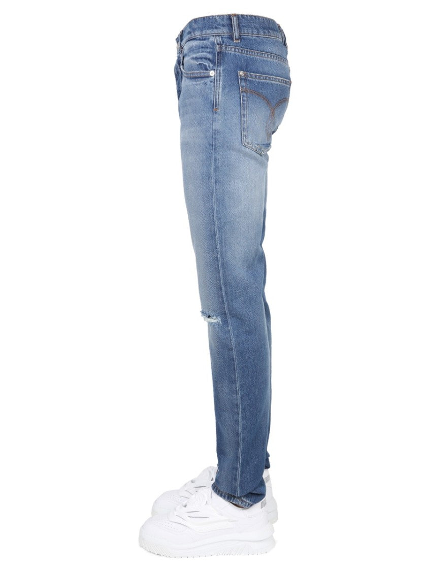 Straight-Leg Jeans With Distressed Detailing