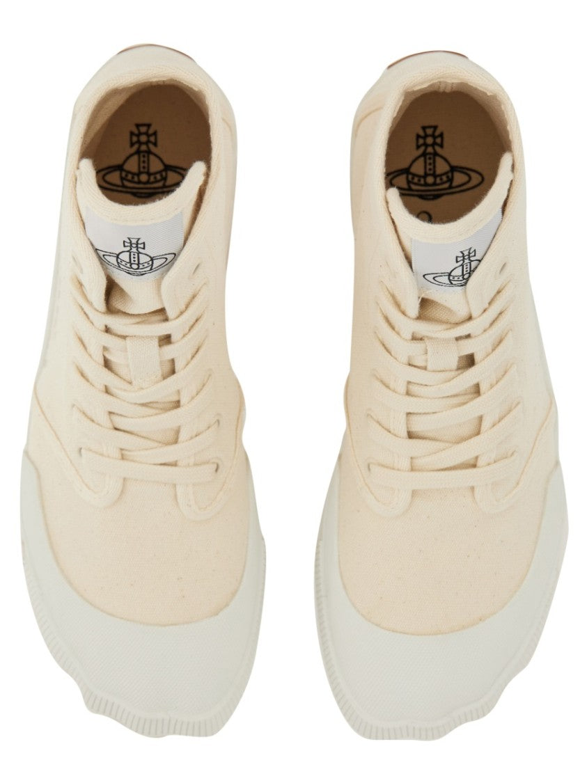 High Top Sneaker