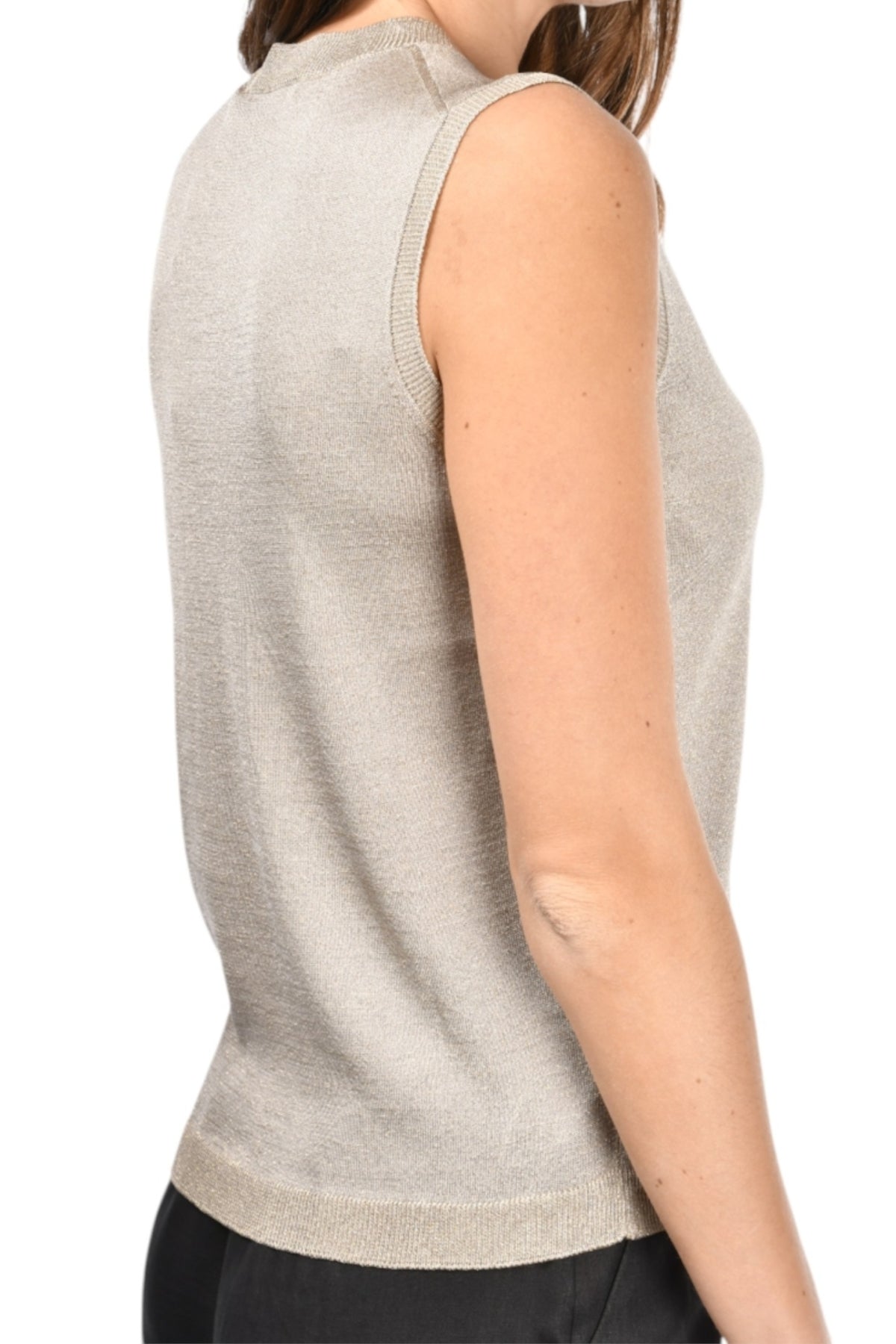 Sleeveless Knit Top with Round Neckline