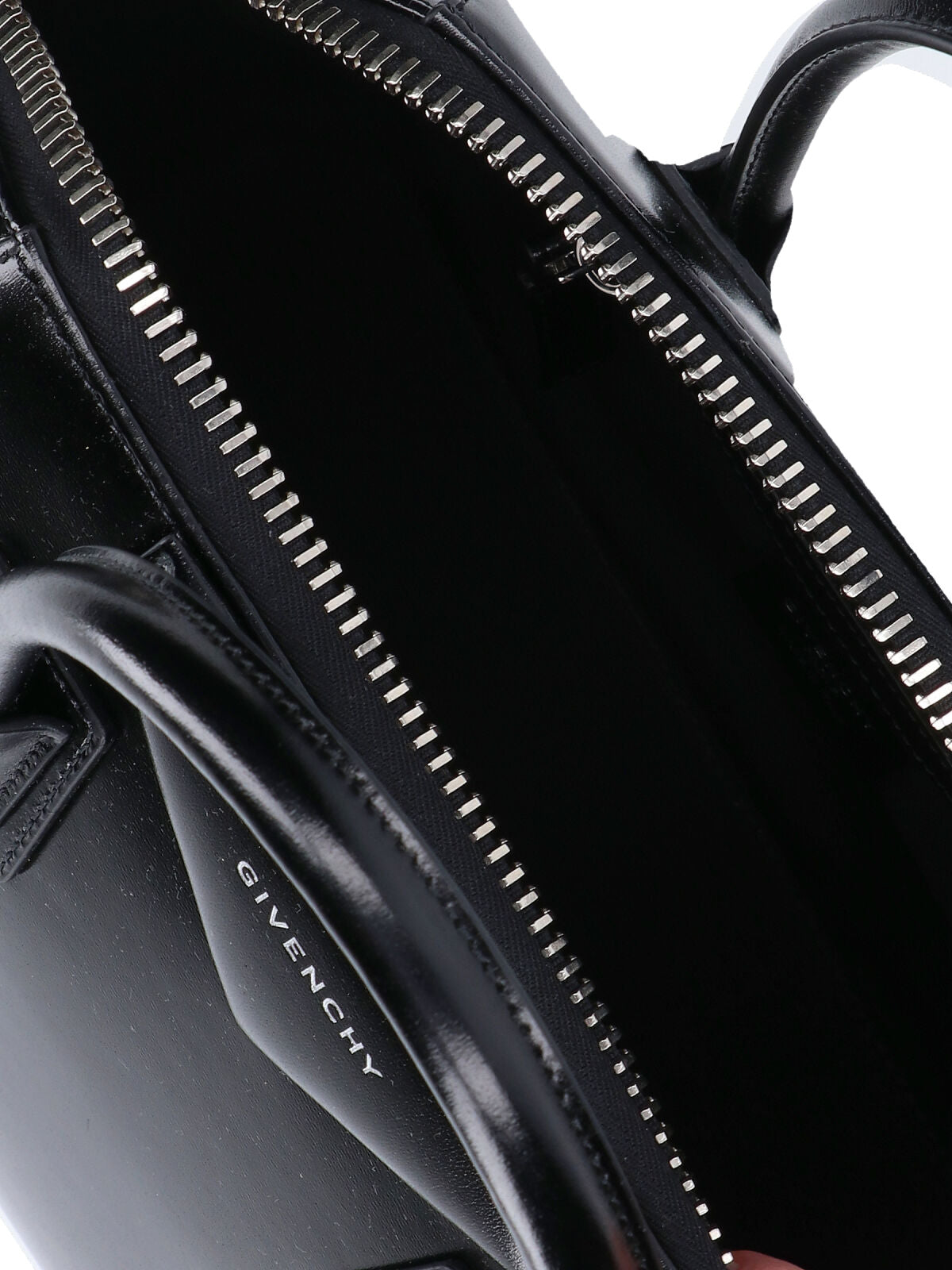 Structured Black Calf Leather Antigona Handbag
