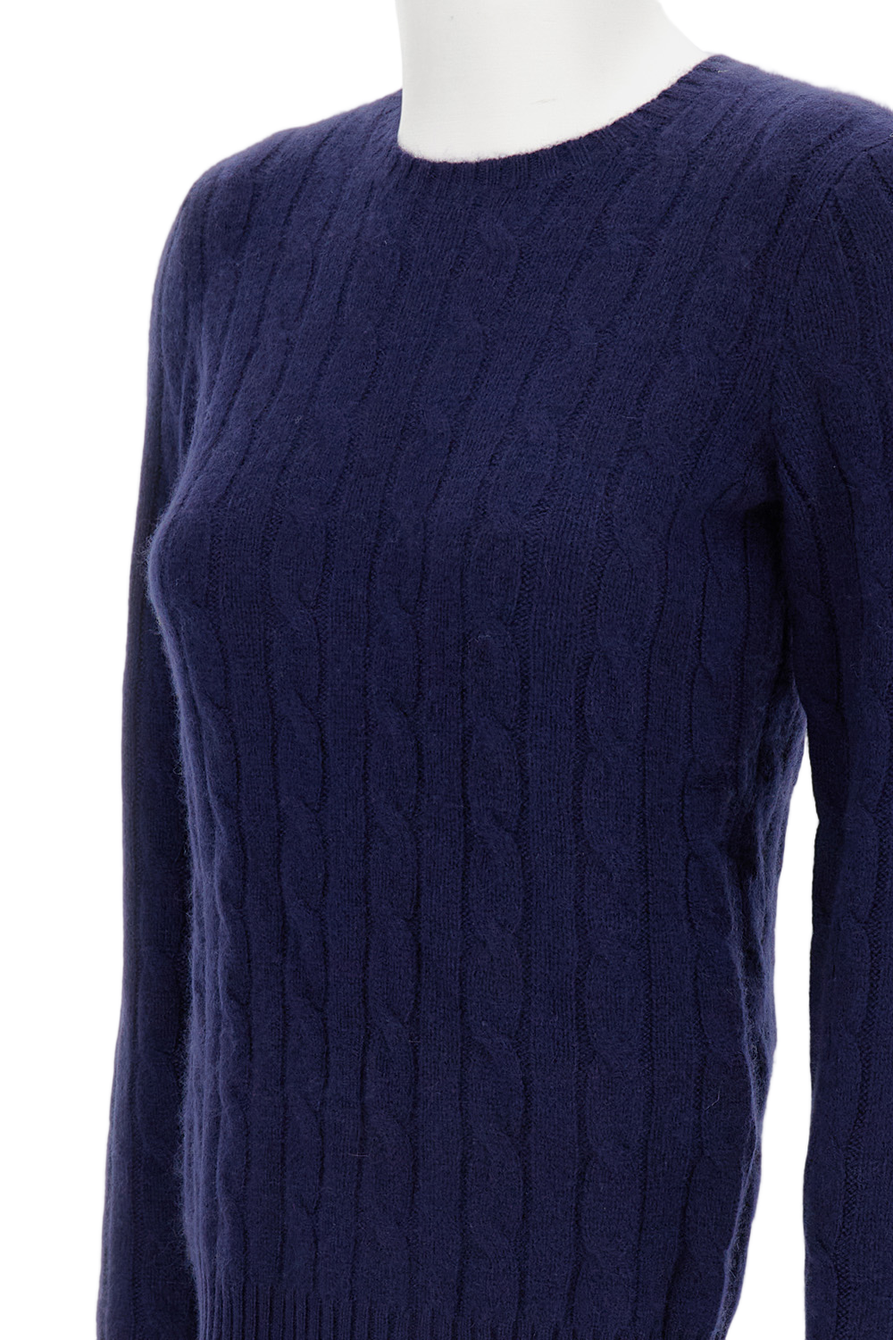 Cable Knit Crewneck Pullover With Timeless Design