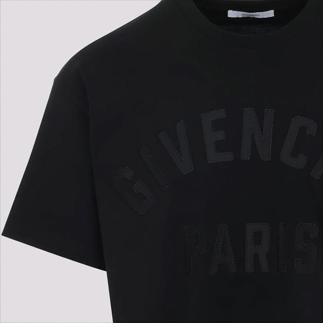 Short-Sleeve Black T-Shirt with Subtle Embossed Design