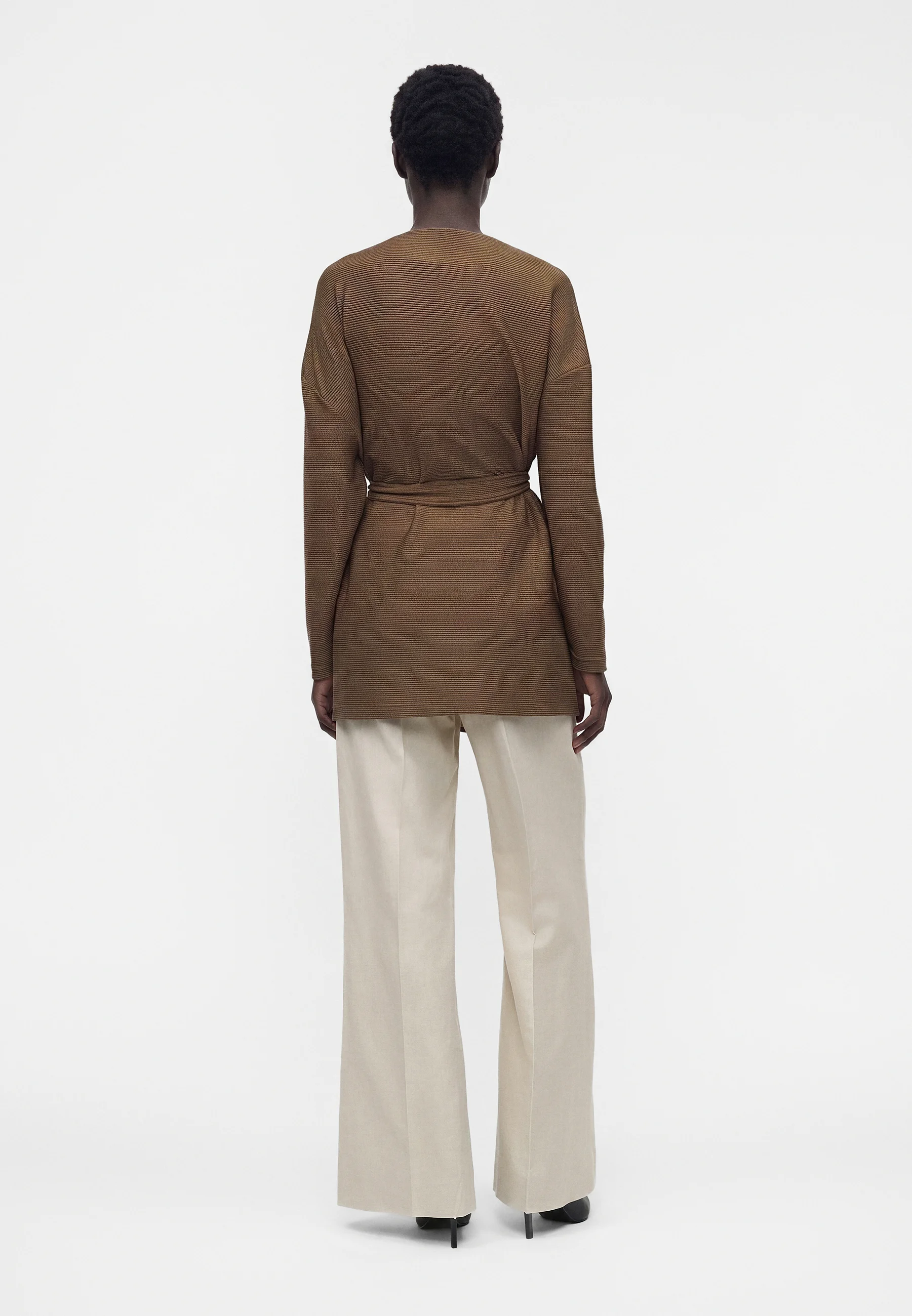 Ribbed Knit Jacket with Tailored Silhouette and Belt