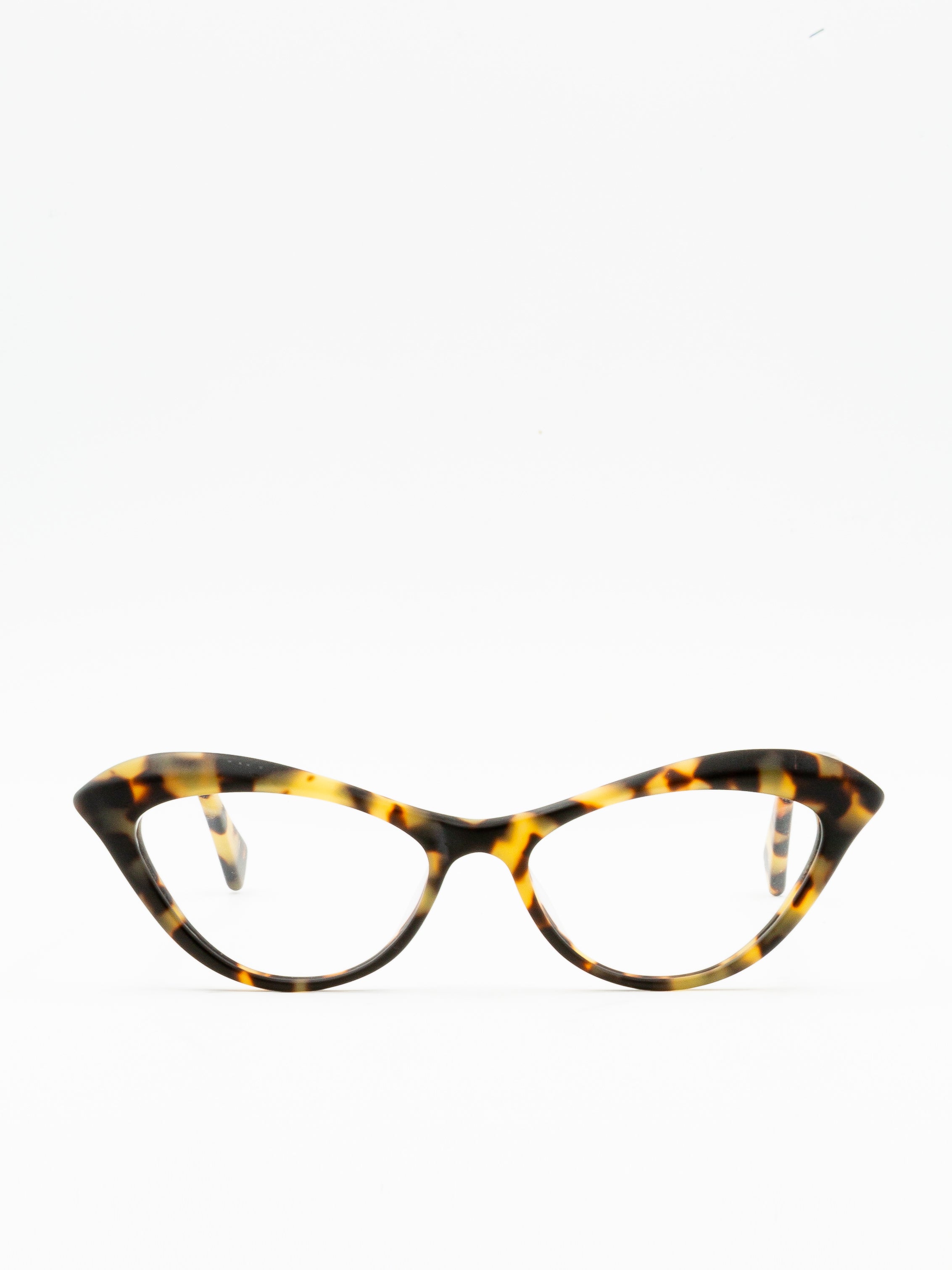 Cat-Eye Optical Frames in Tortoiseshell Design
