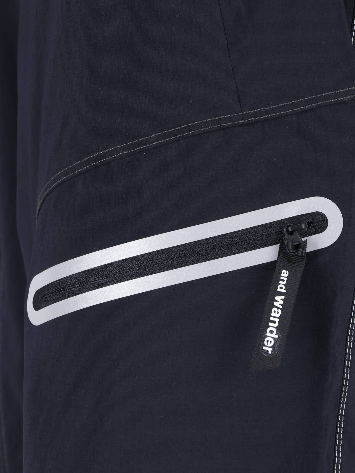 Black Light Hike Integrated Belt Shorts