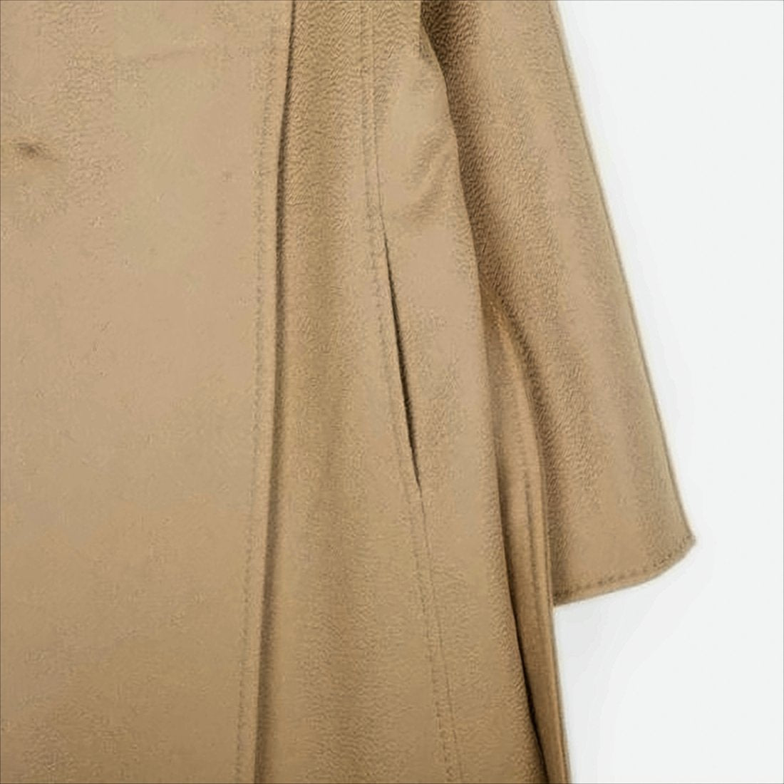 Long Cashmere Coat with Classic Collar