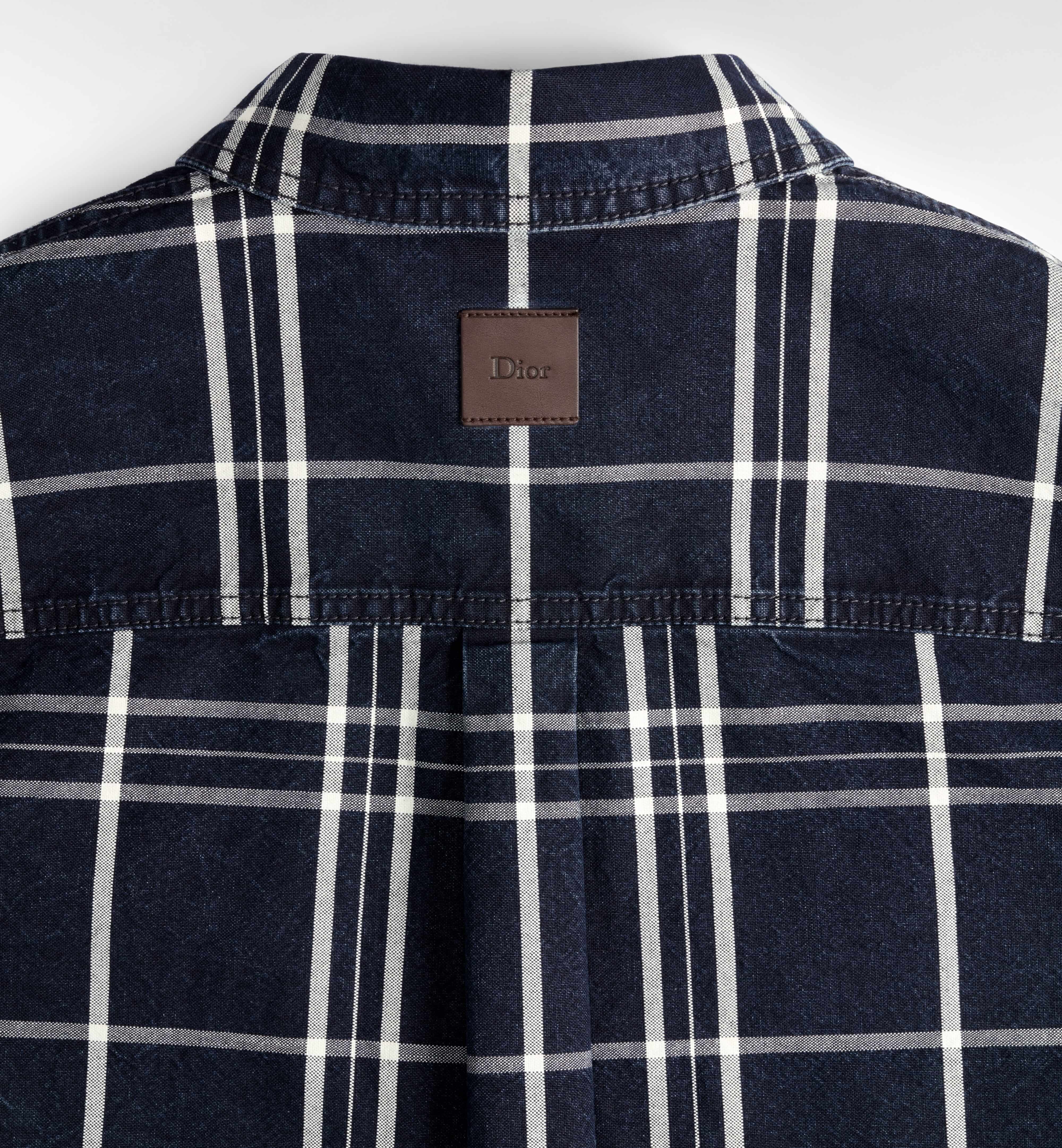 Long-Sleeve Dark Blue Plaid Shirt With Frayed Hem