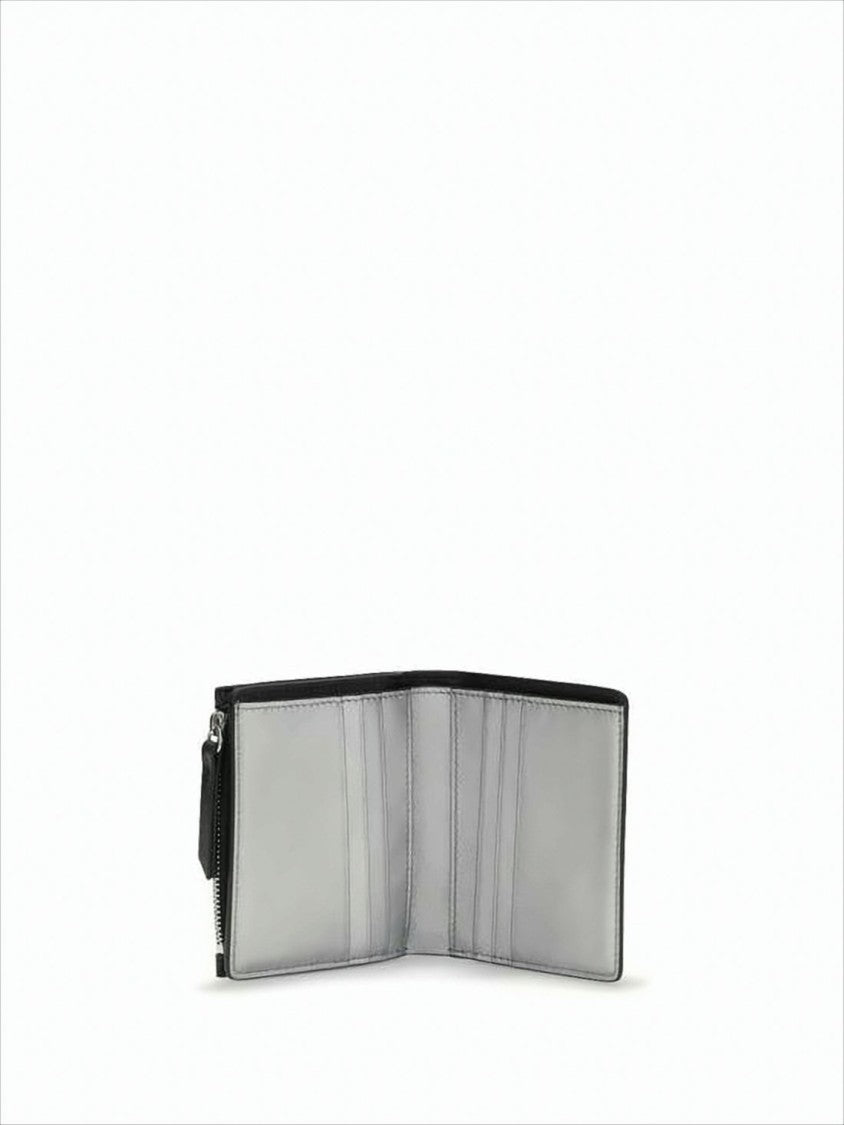 Sleek Calf Leather Bi-Fold Wallet With Zippered Coin Compartment