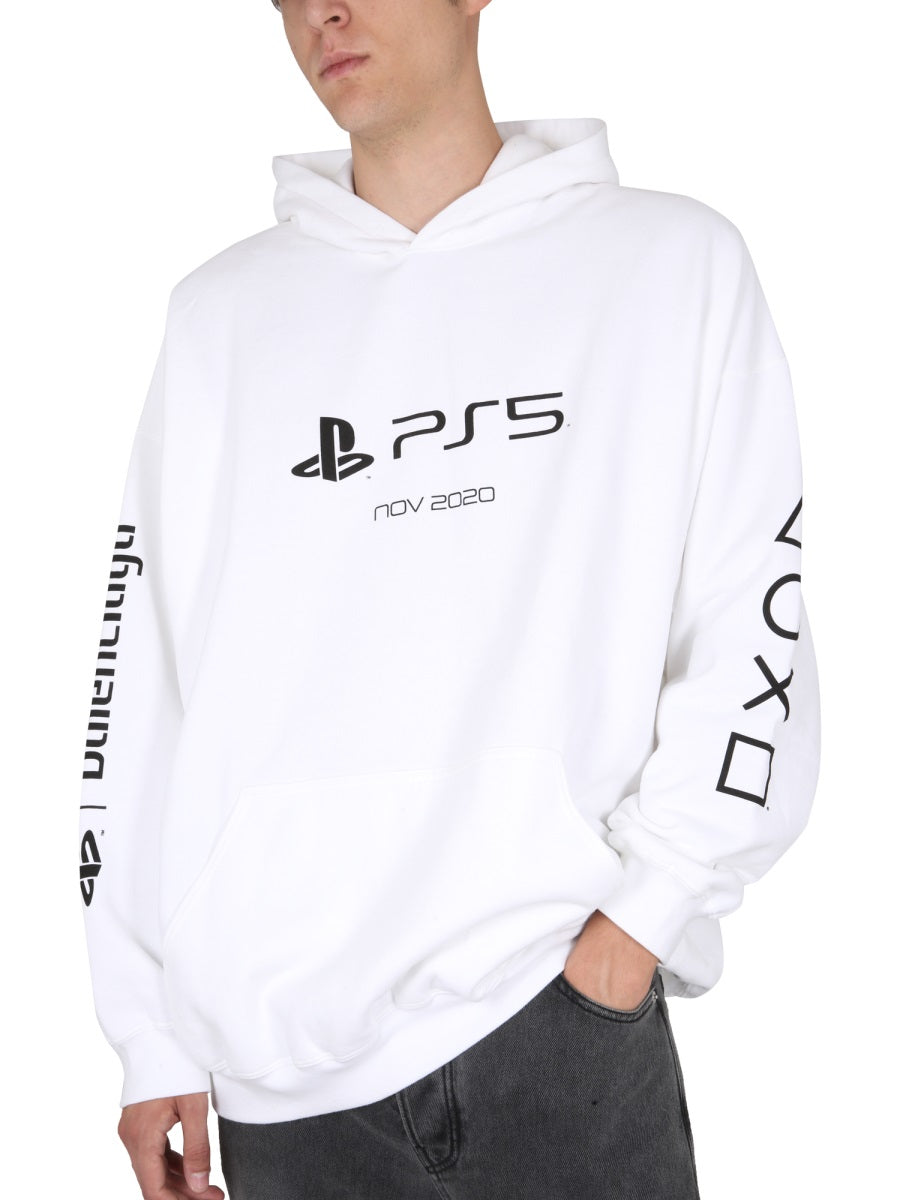 Sweatshirt With "PS5" Logo