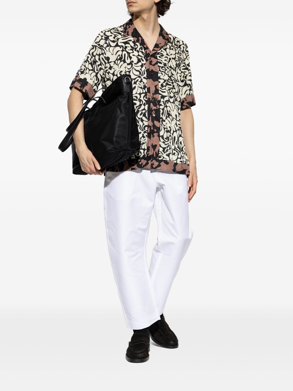 Point Collar Short-Sleeved Shirt