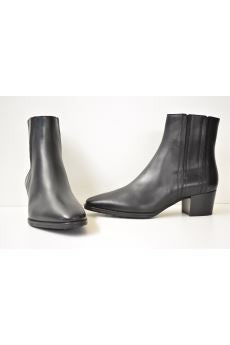 Pointed Toe Black Ankle Boots