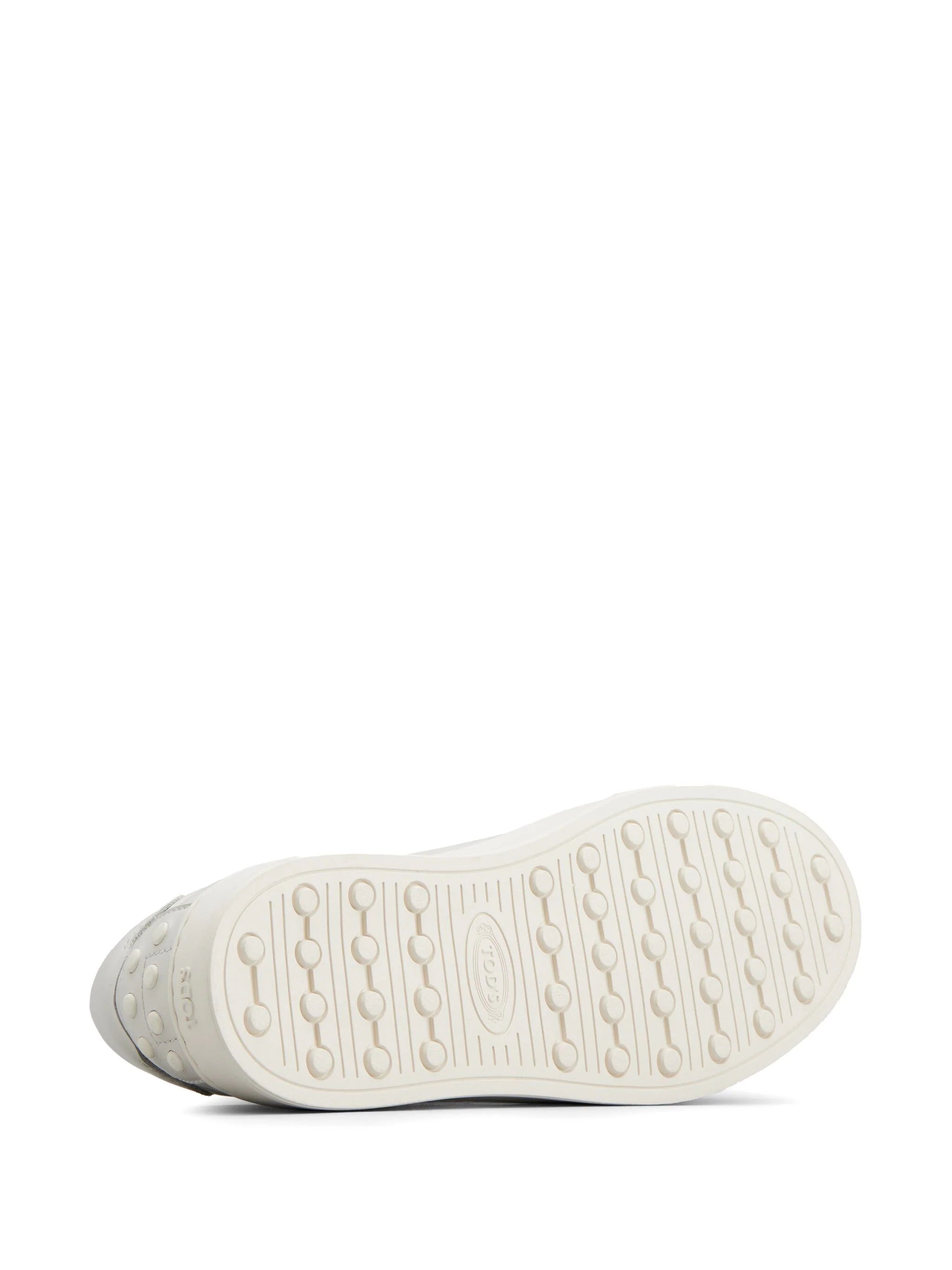 Cassetta 04L Lace-Up Shoes in Milk White Calfskin